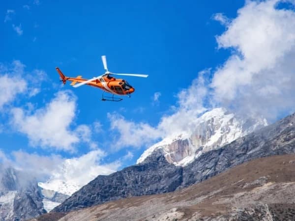 Everest Base Camp Trek With Return By Helicopter 450